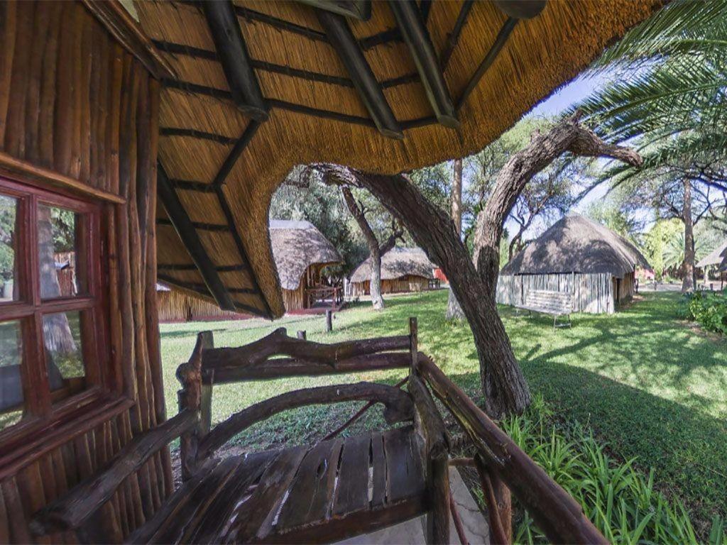 Ombinda Country Lodge Оучо Номер фото
