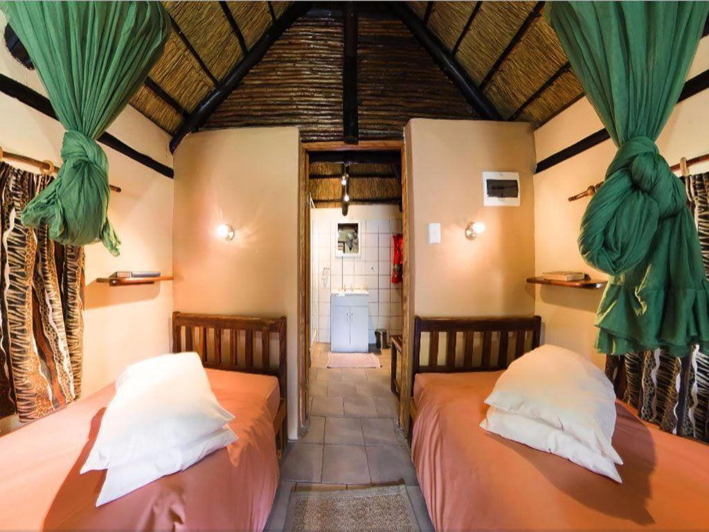 Ombinda Country Lodge Оучо Номер фото